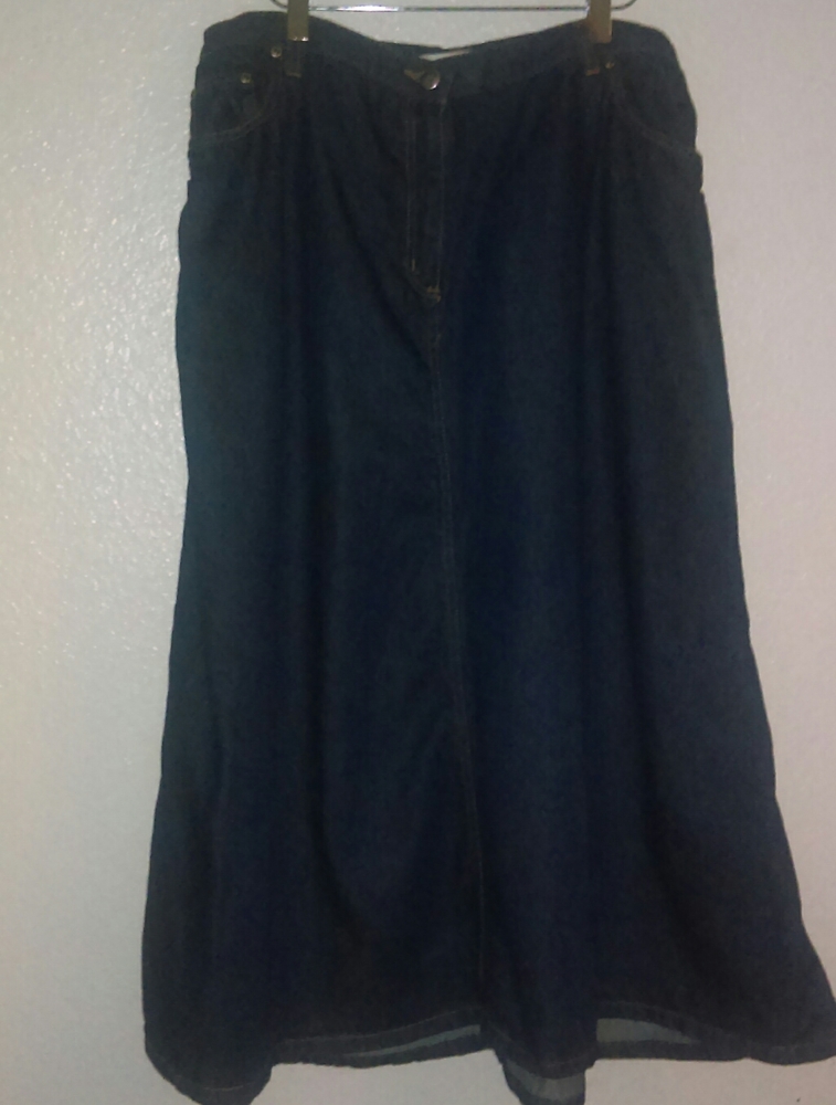 Roaman's denim skirt